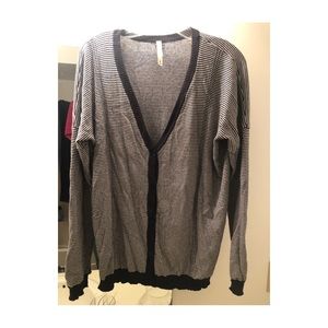 RVCA size Medium Sweater with V neck and buttons